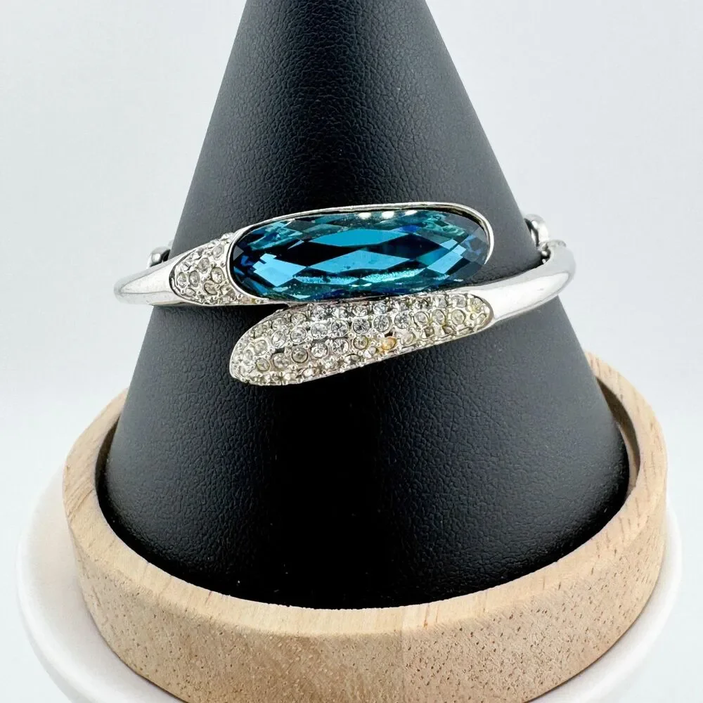 Vintage Borun Blue Rhinestone Bracelet Bold Statement Retro Regency Party